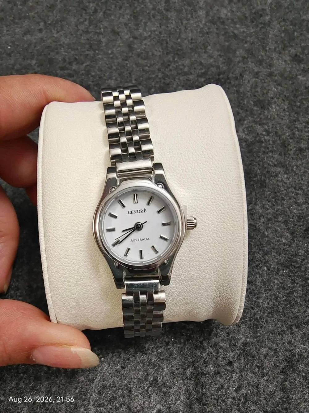 NWOB Cendre Australia Women's Silver Bracelet Watch - White Dial